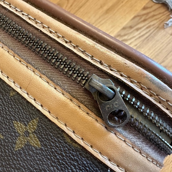 RARE VINTAGE Authentic Louis Vuitton Suitcase - Picture 7 of 9